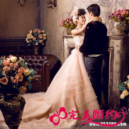 脸上长痘拍婚纱照怎么办