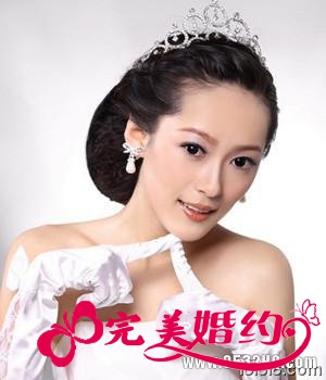 如何打造俏丽婚宴准新娘妆容