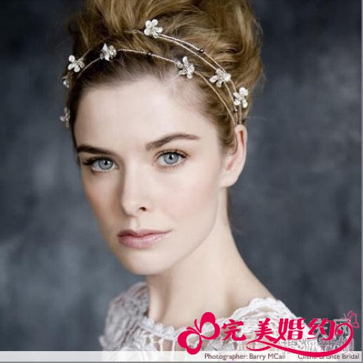 什么样的妆容才能配得上你完美的海边婚礼