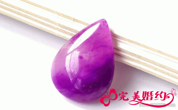 紫色珠宝