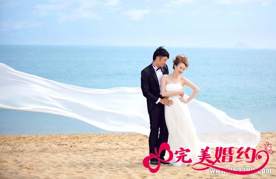 在海边拍婚纱照穿什么衣服好看