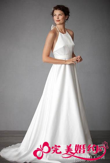 白色蝴蝶结吊带唯美婚纱