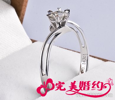 结婚戒指选择黄金还是铂金好？